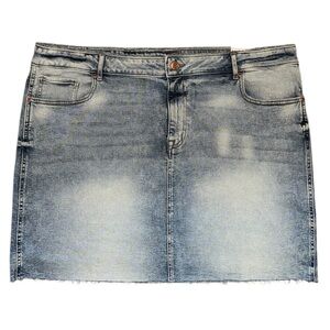 Maurices Vintage High Rise Light Wash Fray Hem Denim Jean Skirt Women’s 22